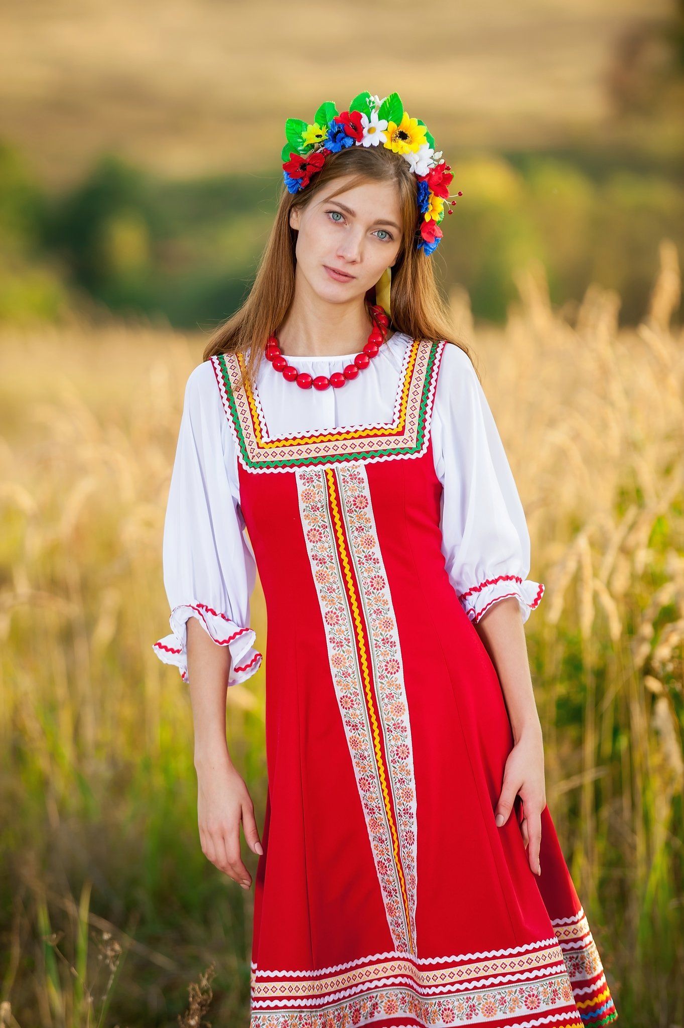 Women in Slavic costumes in Quanzhou