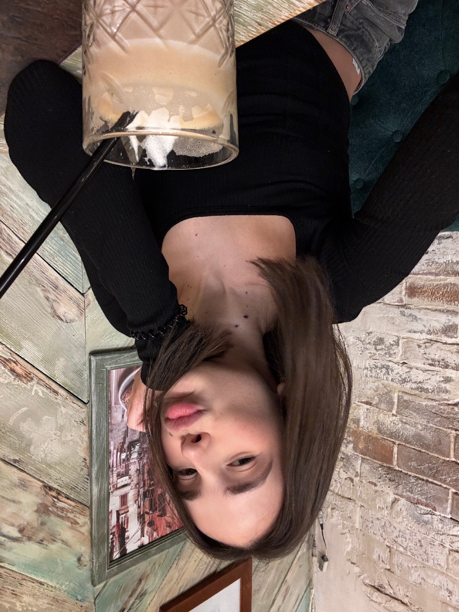 Fresh photos, fresh mood — Tina online in Quanzhou